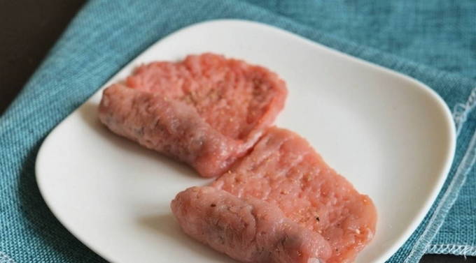 Мясные пальчики из свинины с начинкой