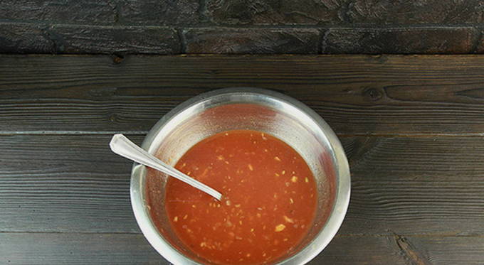 Фрикадельки в томатном соусе на сковороде