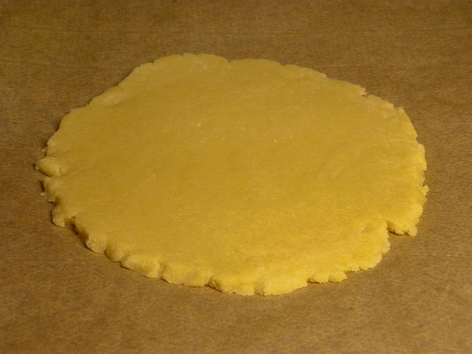 Творожный пирог с песочной крошкой в духовке
