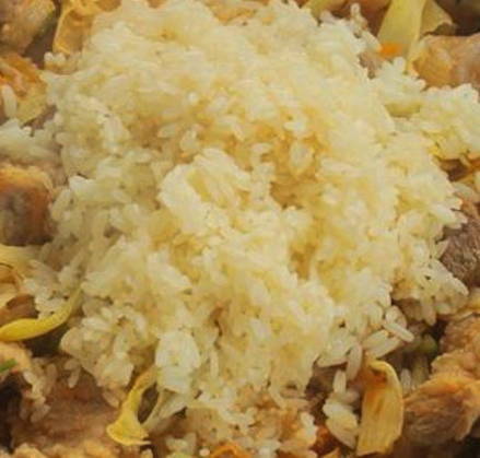 Тушеная капуста с рисом и мясом