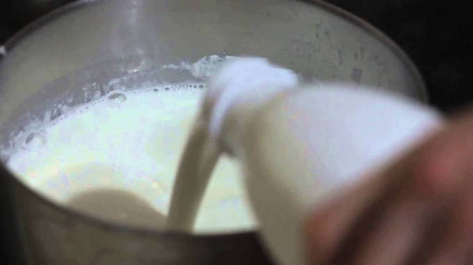 Сыр из молока и уксуса в домашних условиях
