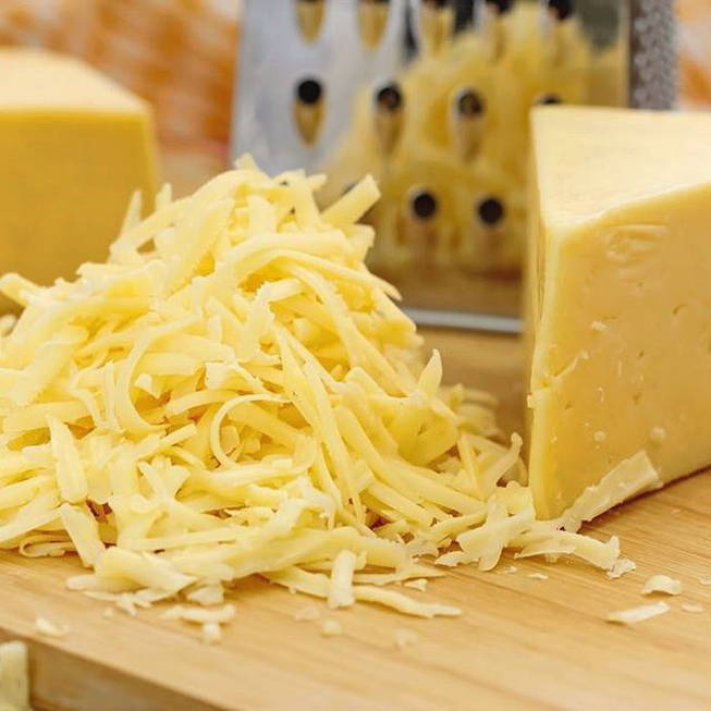 Жареные пельмени с сыром