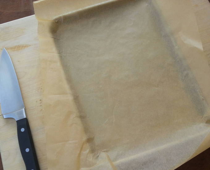 Мойва на пергаментной бумаге с корочкой в духовке
