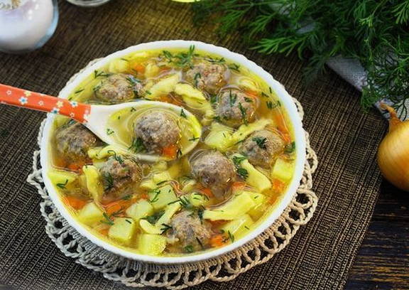 Суп с фрикадельками и клецками - пошаговый рецепт с фото на бородино-молодежка.рф