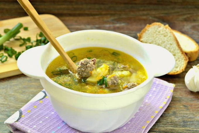 Домашний суп с фрикадельками и свежей капустой. - пошаговый рецепт с фото