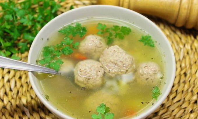 Суп с фрикадельками: легкий рецепт, который не навредит фигуре