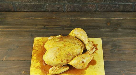 рецепт целой курицы в духовке с медом и соевым соусом | Дзен