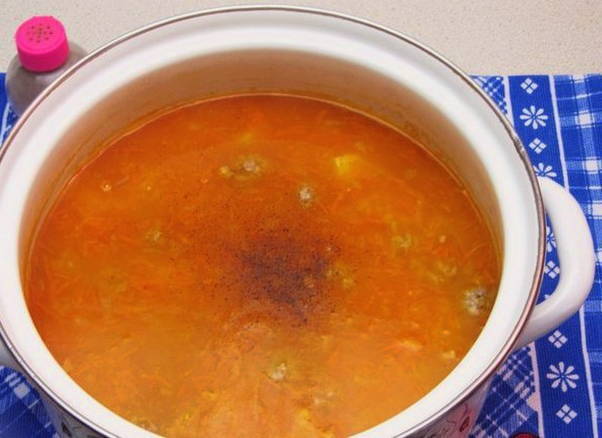 Суп с фрикадельками и чечевицей