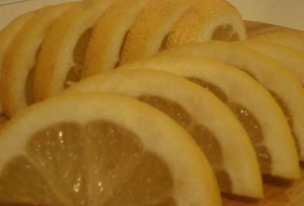 Судак с лимоном в духовке