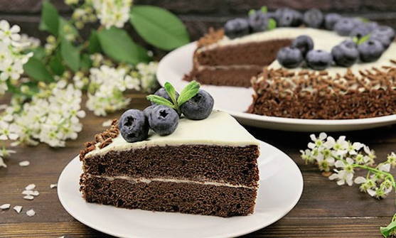 Черемуховый торт - классический рецепт со сметаной | Вкусняшки, Рецепты тортов, Сумасшедшие торты