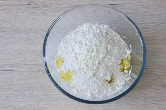 Лимонный пирог из песочного теста