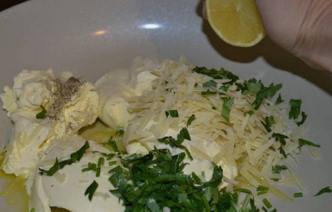 Семга в сливочном соусе на сковороде