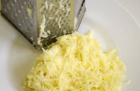 Манты с сыром и картошкой