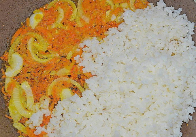 Карп с рисом в духовке