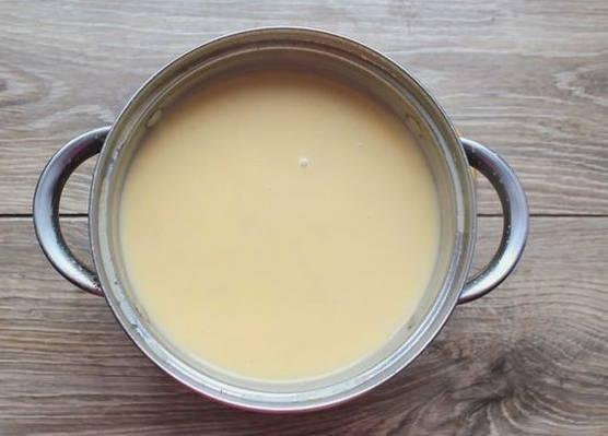 Сырный суп с курицей и сливками