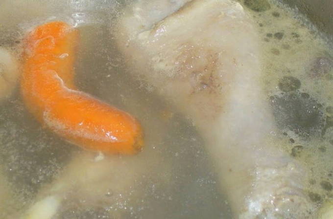 Вермишелевый суп с курицей