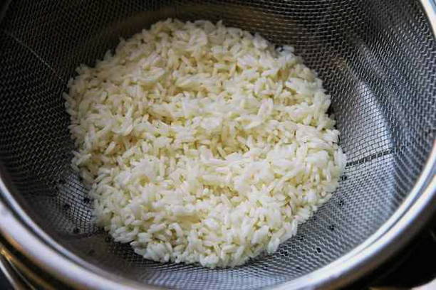 Тушеная капуста с рисом и фаршем