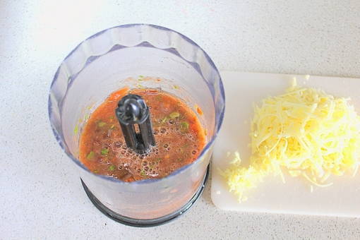 Баклажаны с фаршем, сыром и помидорами в духовке