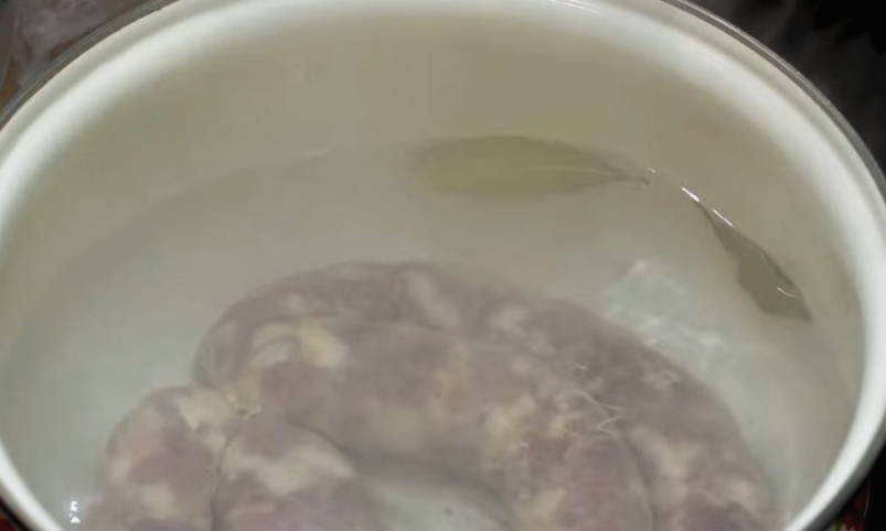 Домашняя колбаса из свинины в домашних условиях