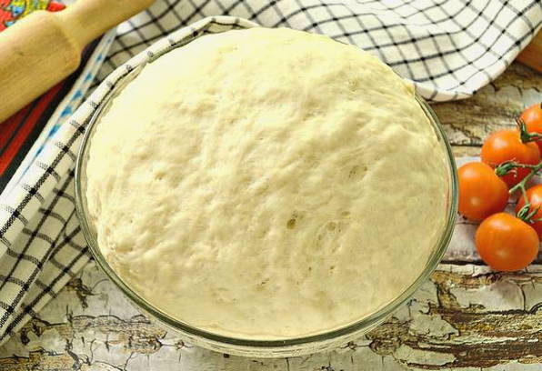 Дрожжевое тесто для пирожков на молоке с живыми дрожжами - вкусный рецепт с пошаговыми фото