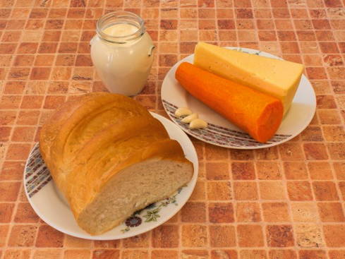 Морковь с сыром, чесноком и майонезом