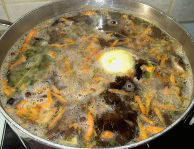Грибной суп из замороженных грибов