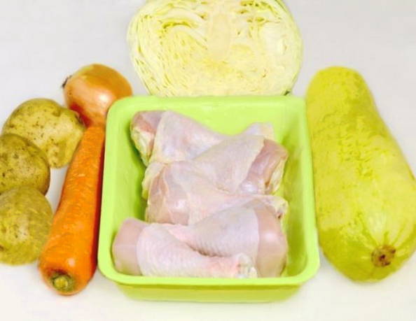 Курица с овощами в мультиварке