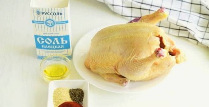 Курица, запеченная в соли в духовке