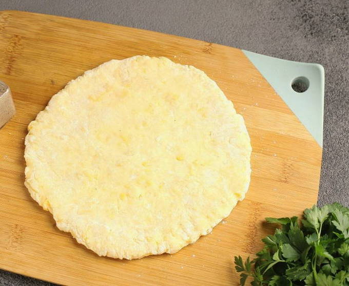 Лепешки с картошкой и сыром на сковороде