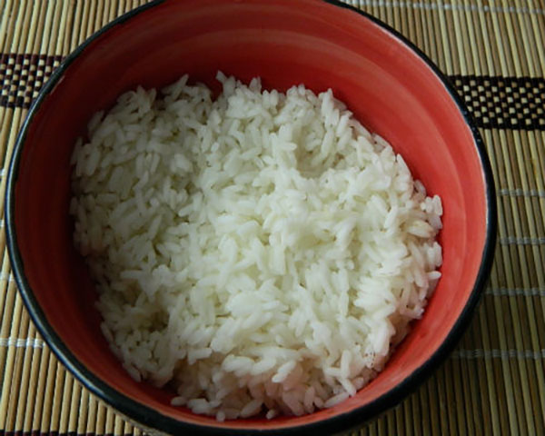 Тефтели с рисом без обжарки в кастрюле