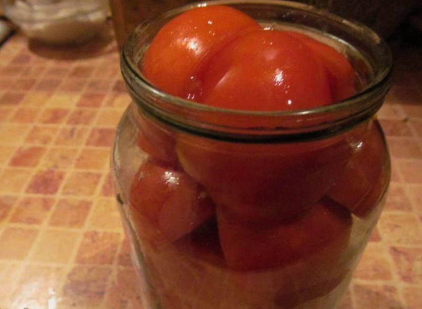 Резаные помидоры без лука на зиму