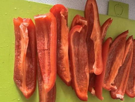 Тещин язык из кабачков с помидорами, перцем, морковью и луком на зиму