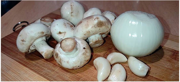 Макароны по-флотски с грибами