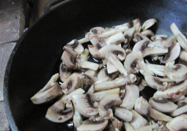 Перец, фаршированный грибами