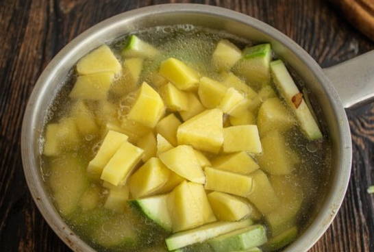 Постный суп-пюре из кабачков