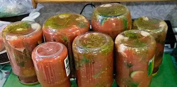 Обалденные огурцы в томатной заливке с чесноком без стерилизации на зиму