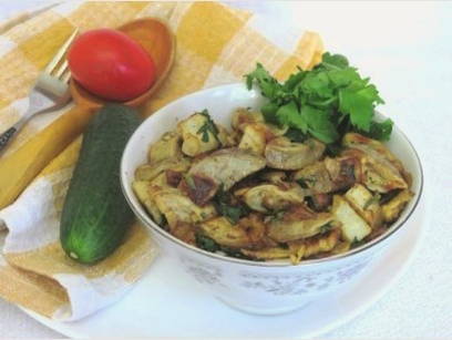 Жареные баклажаны «как грибы», с чесноком и луком на сковороде