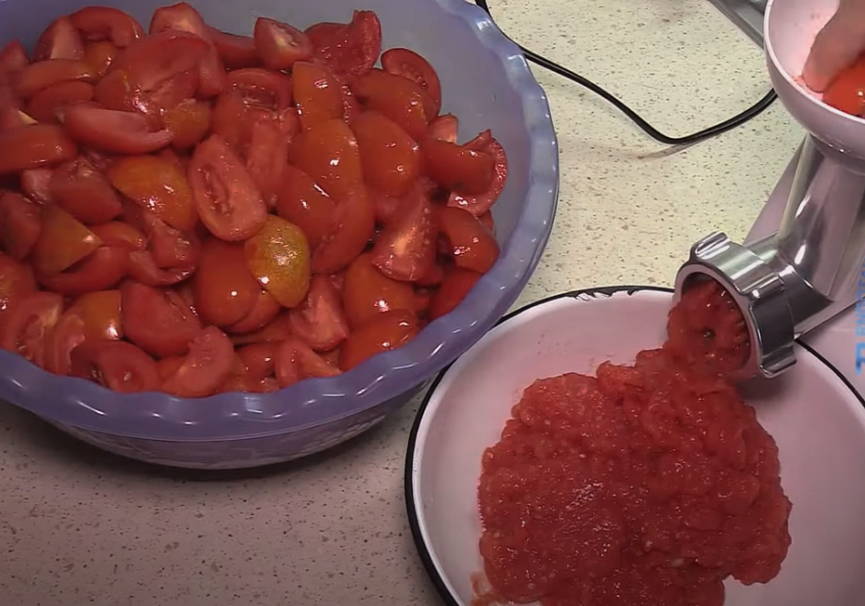 Вареная аджика из 5 кг помидоров с болгарским перцем на зиму