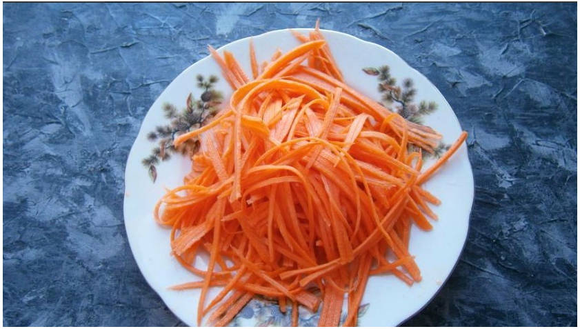 Огурцы по-корейски с морковью на зиму