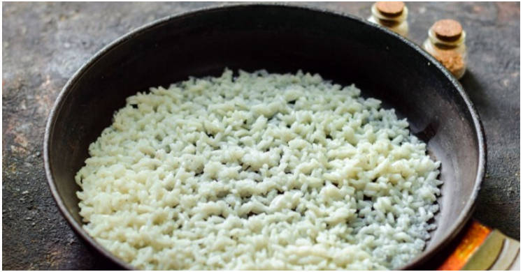 Котлеты из кабачков с рисом на сковороде
