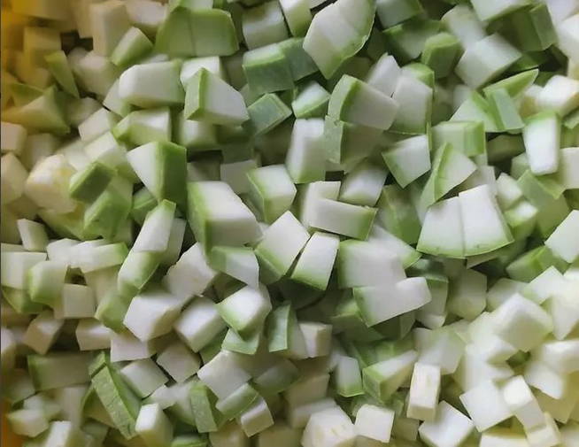 Соте из кабачков и овощей на сковороде