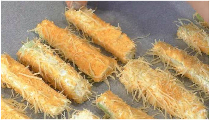 Хрустящие палочки из кабачков с сыром в духовке