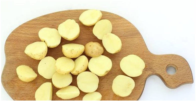 Кабачки с картошкой в мультиварке