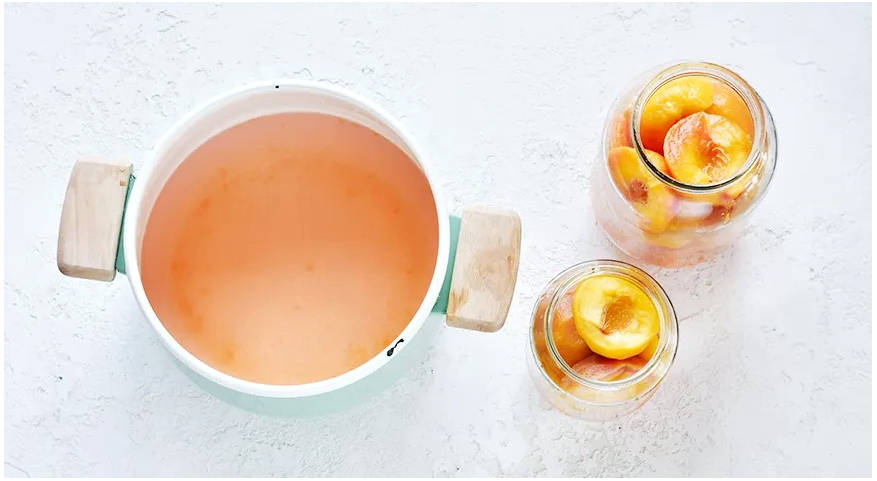 Персики половинками в сиропе с лимонной кислотой на 1 литровую банку на зиму