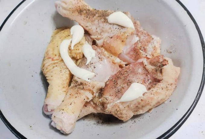 Секреты приготовления сочной курицы в духовке