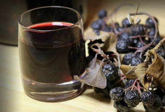 Рецепты напитков из черноплодной рябины