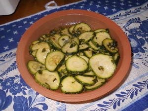 Кабачки маринованные мгновенного поедания Кабачки маринованные мгновенного поедания