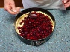 Пирог с вишней из песочного теста Пирог с вишней из песочного теста