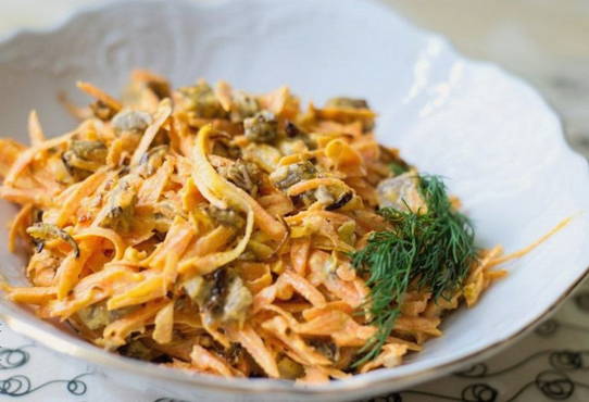 Салат с говядиной и овощами