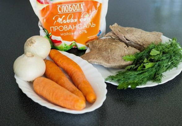 Салат с говядиной и овощами Салат с говядиной и овощами